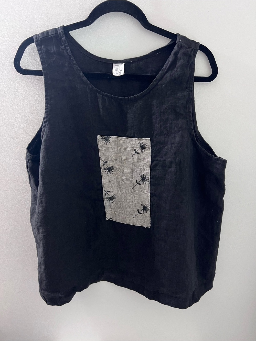 Black Linen Sleeveless Top with Embroidered Cream Patch - Women